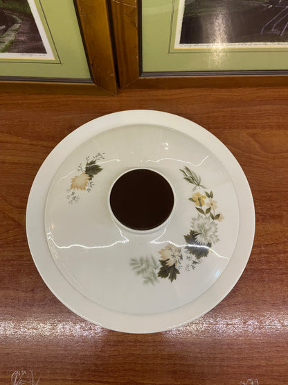 Royal Doultan “ larchmont” collections tureen , England