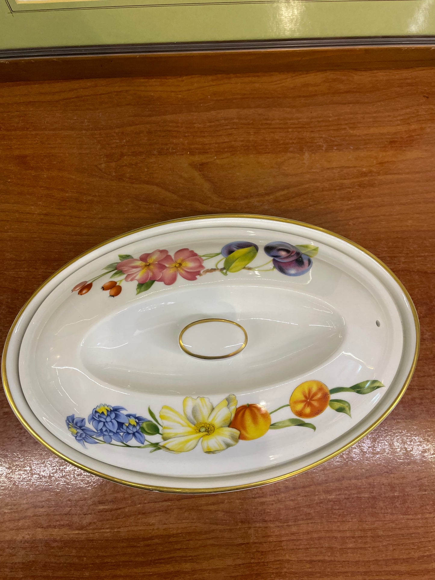 Royal Worcester oval casserole dish, oven safe, porcelain England