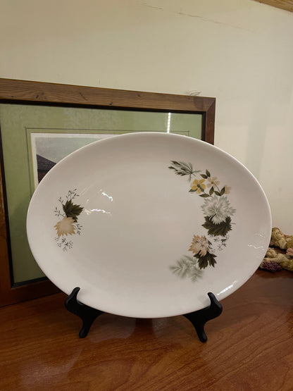 Royal Doultan “ larchmont” collections large platter/tray , England