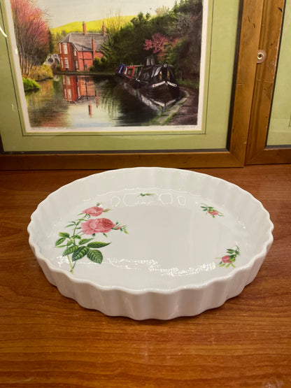 Vintage floral pie dish, Large, Oven Safe, Ceramic England