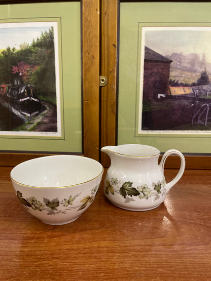 Royal Doultan “ larchmont” collections creamer & sugar bowl set