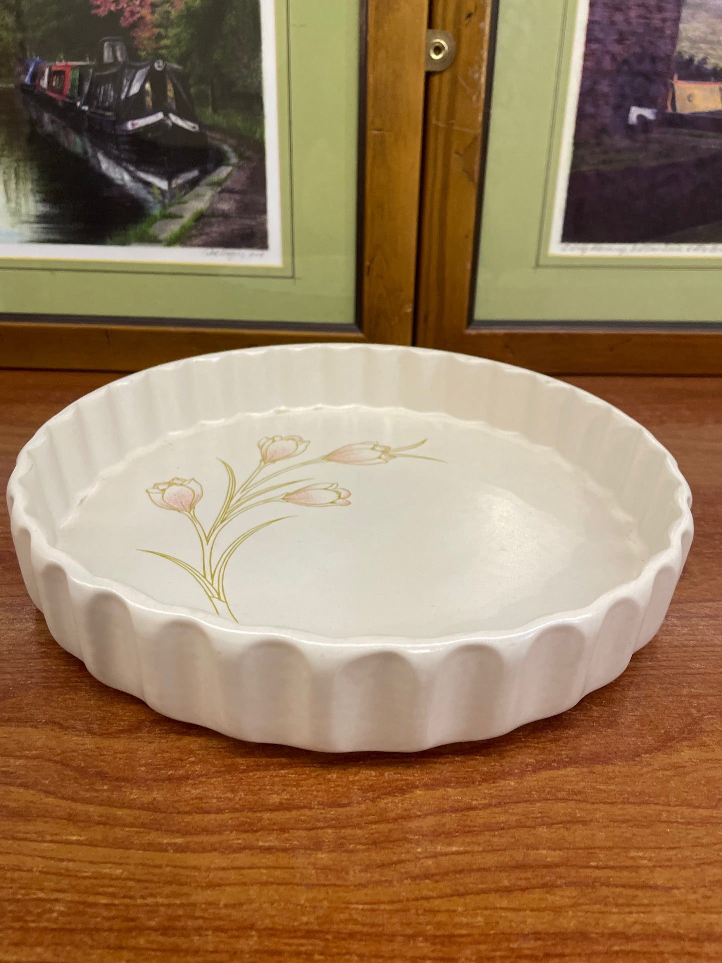 Simpson biltons floral pie dish, England