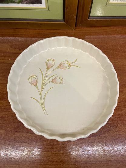 Simpson biltons floral pie dish, England