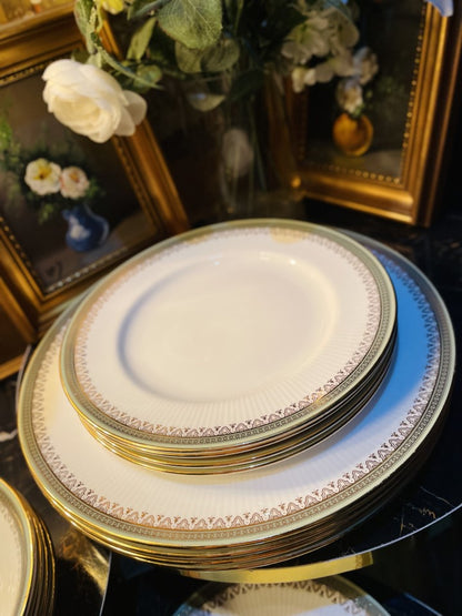 Royal Albert Paragon Kensington Dinnerware Plates Set - 16 Pcs (Order on Advance Payment Only - Only one set in hand)