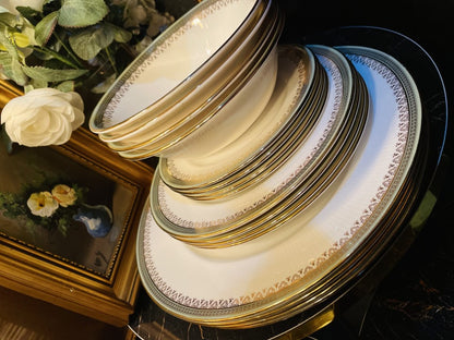 Royal Albert Paragon Kensington Dinnerware Plates Set - 16 Pcs (Order on Advance Payment Only - Only one set in hand)