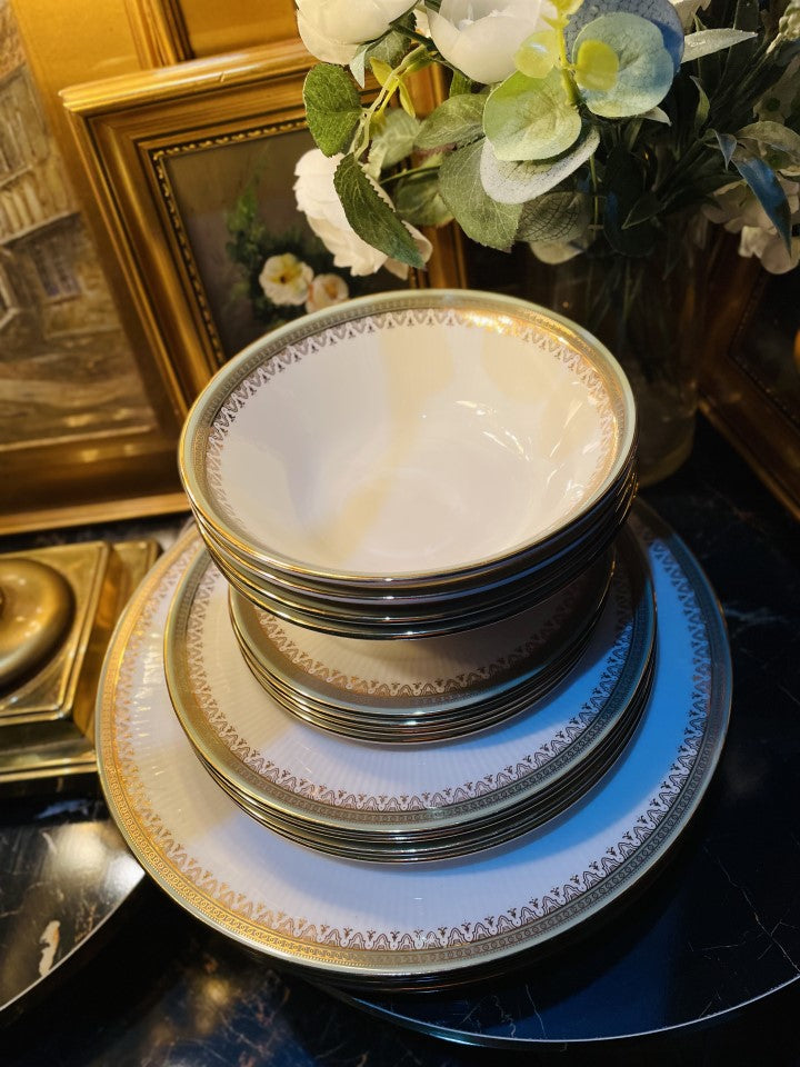 Royal Albert Paragon Kensington Dinnerware Plates Set - 16 Pcs (Order on Advance Payment Only - Only one set in hand)