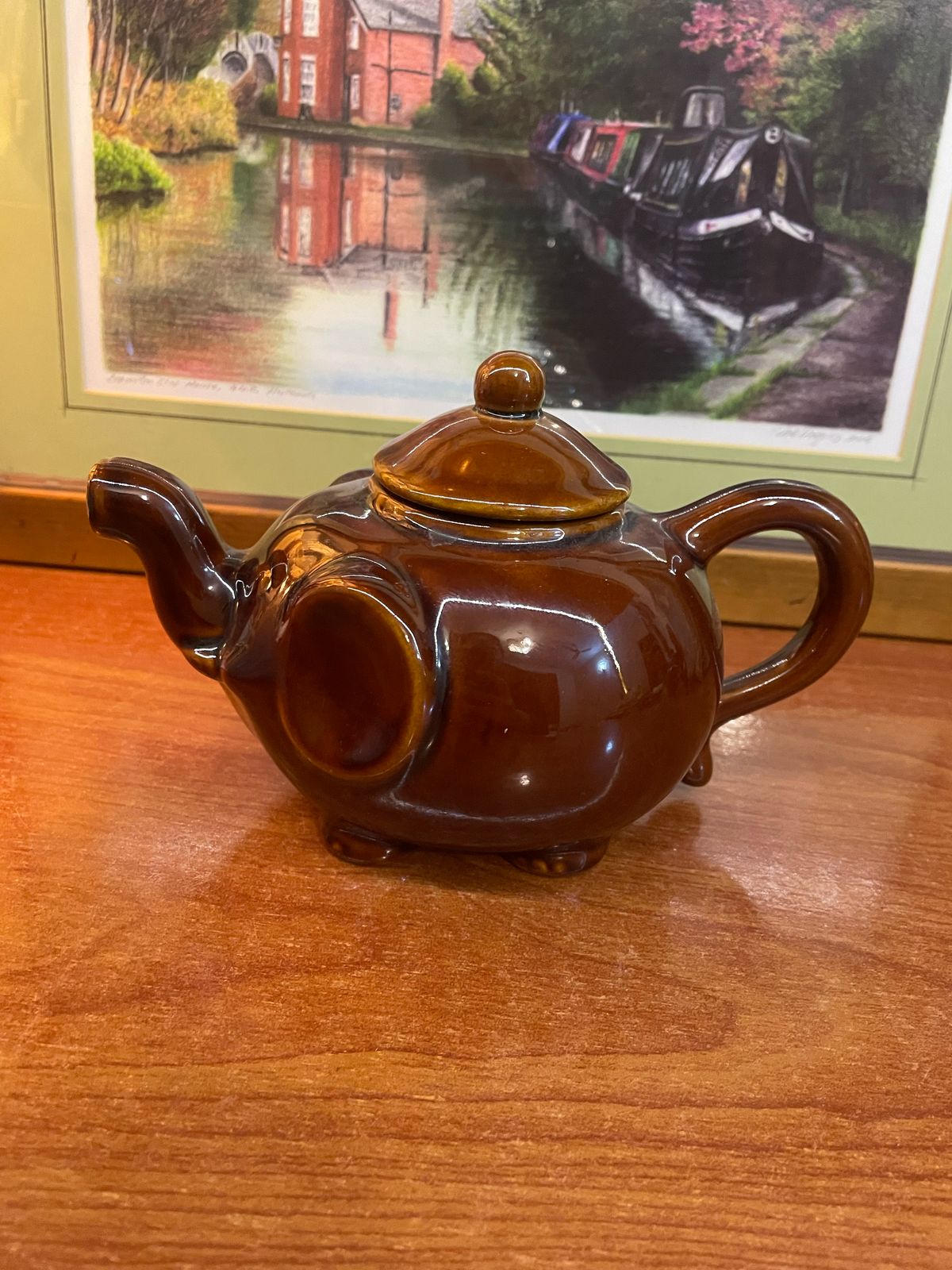 Elephant Teapot, ceramic, 2-3 cups