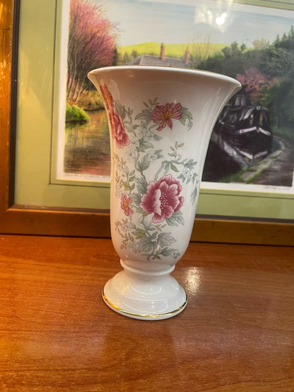 Bone China Floral Flower Vase .